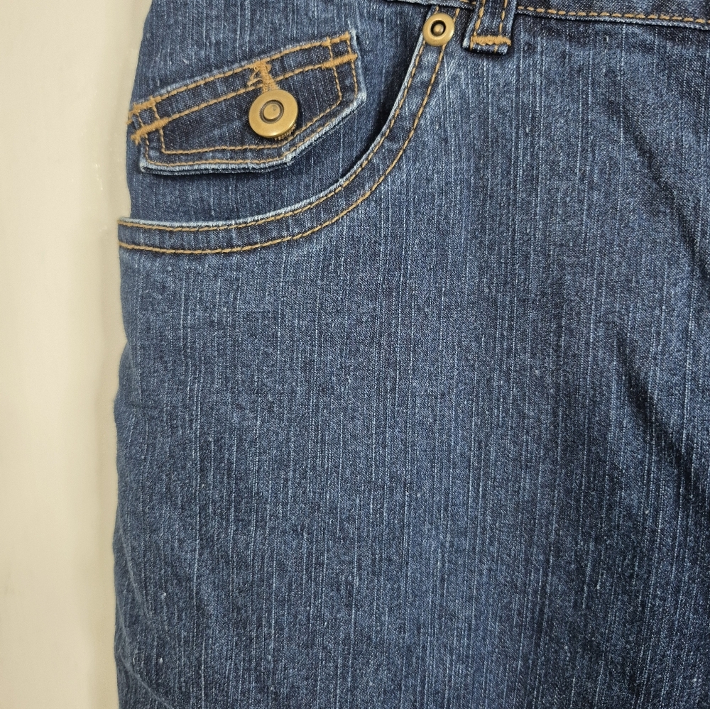 Ruby Rd. Jean Capris Size 10P - Picture 3 of 6